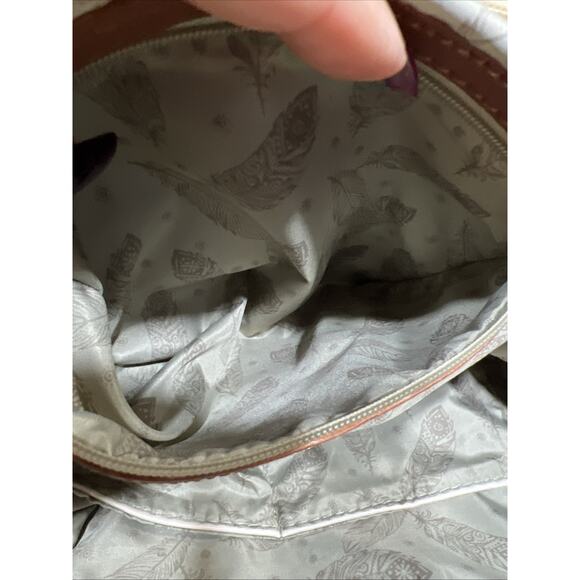 Clarks Ivory Perforated Block Pattern Faux Leather Detachable Crossbody Strap - Picture 10 of 13